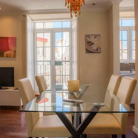B35 - Mainstreet Duplex In